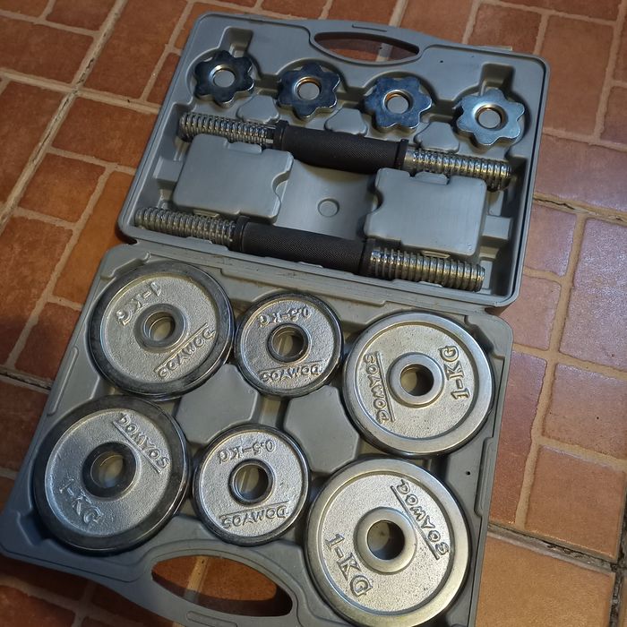 Caixa de halteres praticamente novo