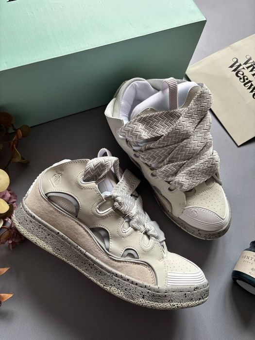 4 кольори Lanvin Curb