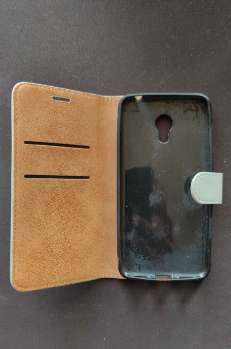 Чохли-книжки для Meizu M3s та Gussim для Samsung