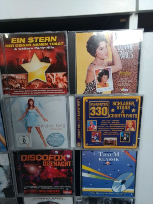 Compacty Płyty CD Duża ilość tanio.