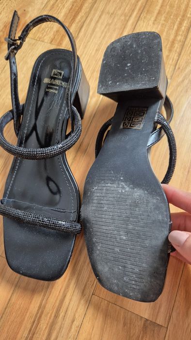 Sandália preta feminina