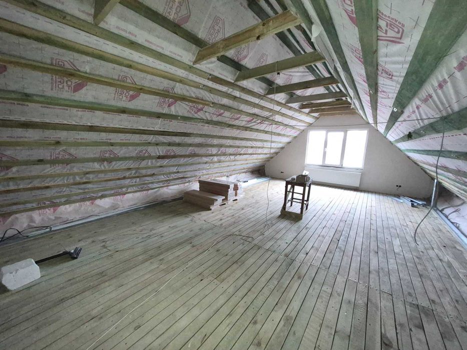 Продам новий двоповерховий будинок 150м2 в Новій Боярці, 6 соток.