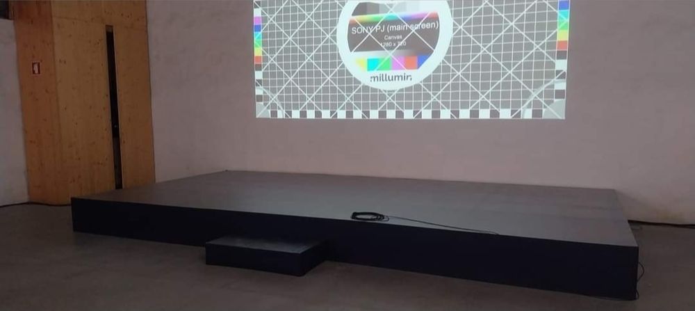 Estrado pista de dança-Bancadas-Passareles