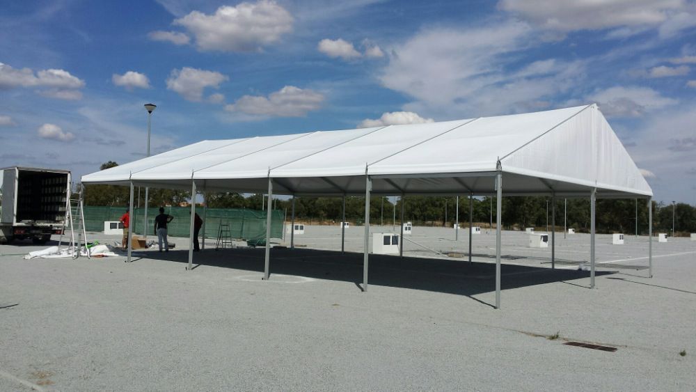 Tendas de vários tamanhos