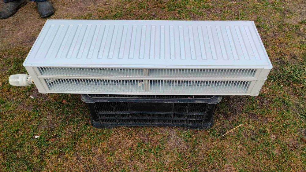 Grzejnik panelowy 100x30x17 (3 warstwy)