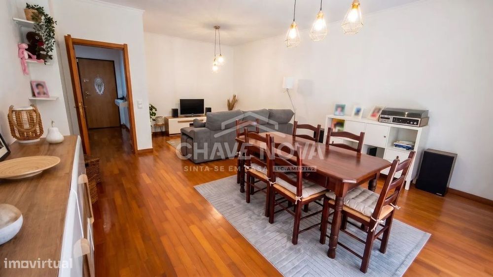 T1+1 Condomínio Reservado c/ Lugar de Garagem em Canidelo