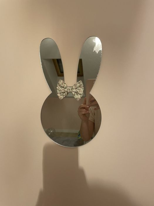 Śliczne lusterko króliczek plus lampka