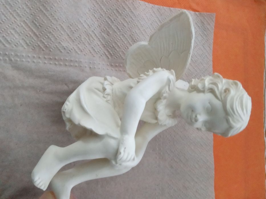 Figurka  aniołek