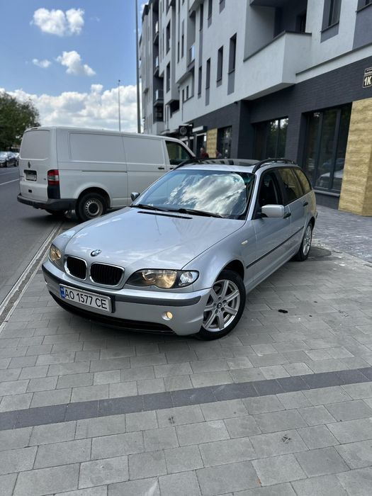 BMW 318 i. Бензин