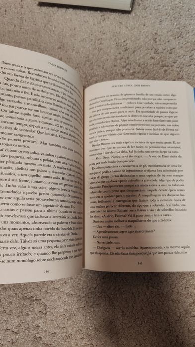 Livro "Percebe a dica, Dani Brown"