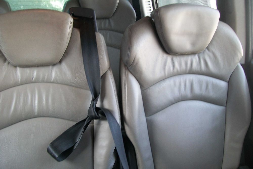 Fotele skórzane kapitańskie elektryczne obrotowe + tylne + boczki