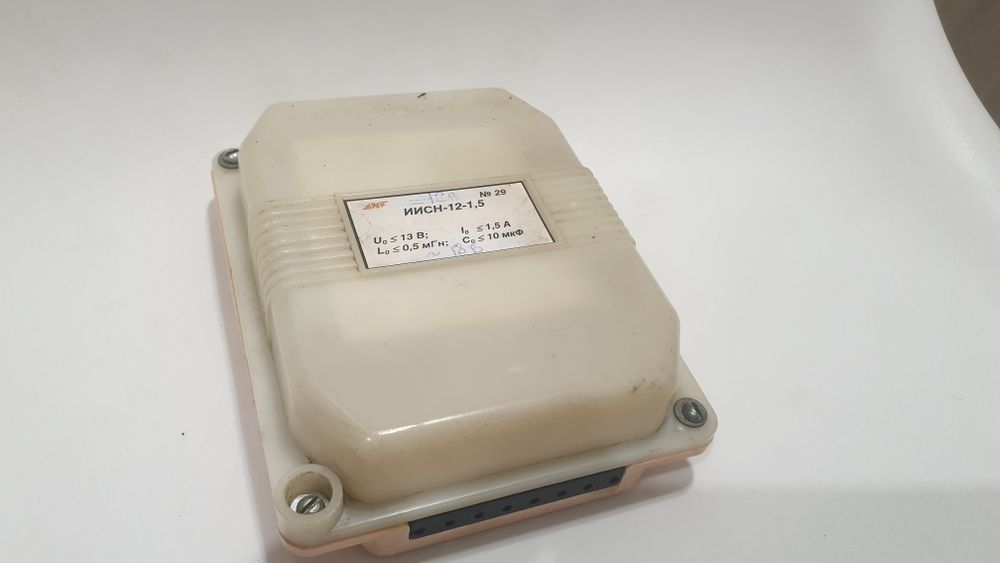 преобразователь.Источник, блок питания 12В DC  1,5А  Input 18В  AC