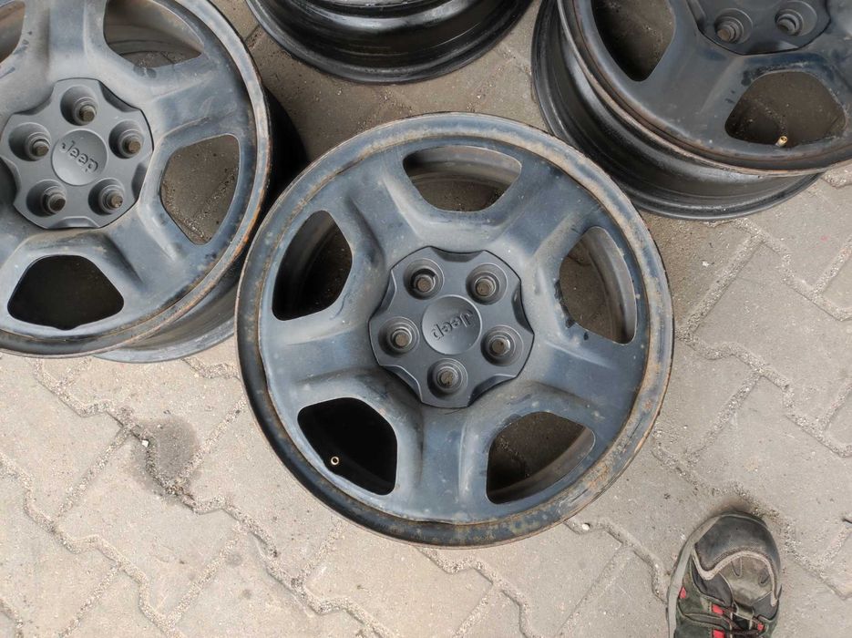 Felgi stalowe + kołpaki 16 5x110 ET40 Jeep Renegade Compas Wysyłka
