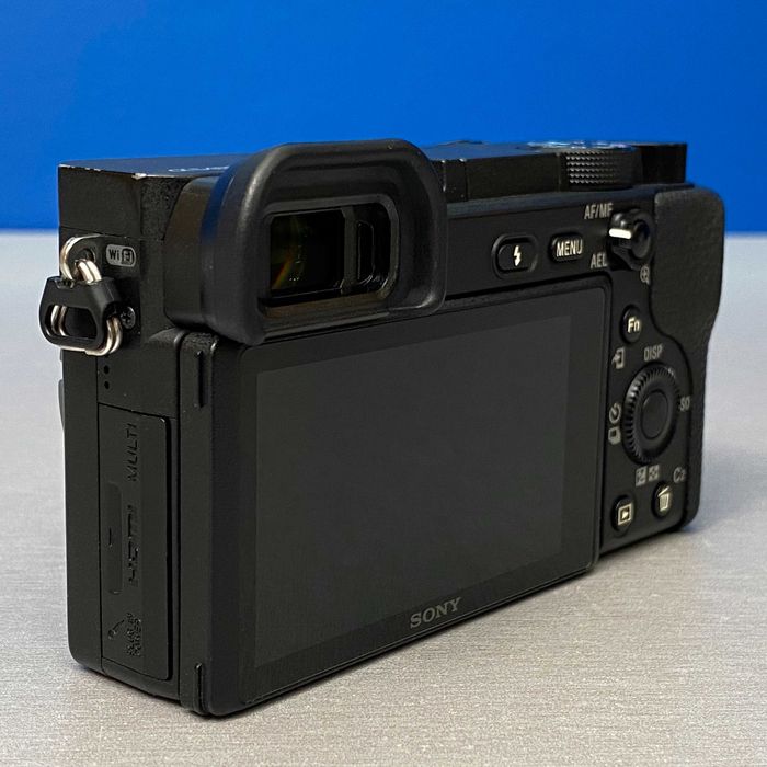 Sony Alpha A6400 (Corpo) - 24.2MP