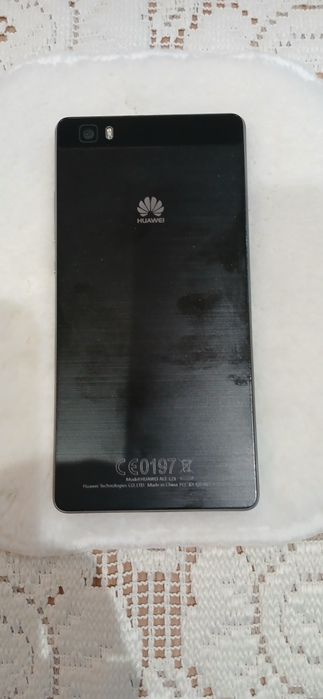 Huawei P8 smartfon
