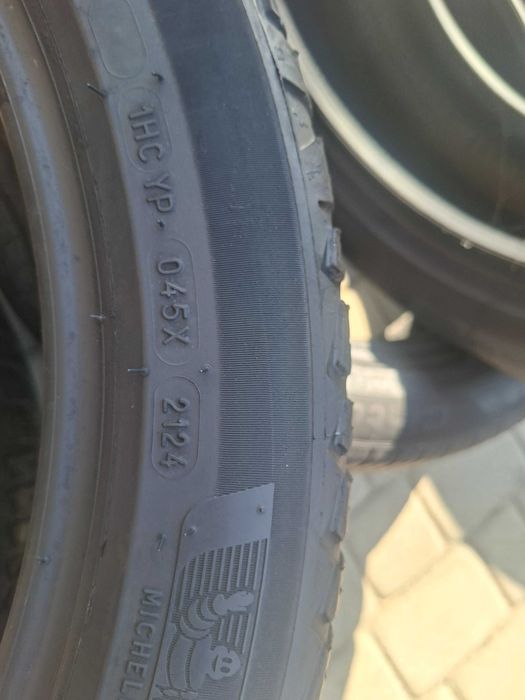 Шини Б/У 2шт 245/45 R19 102Y Michilin CrosClimate2.