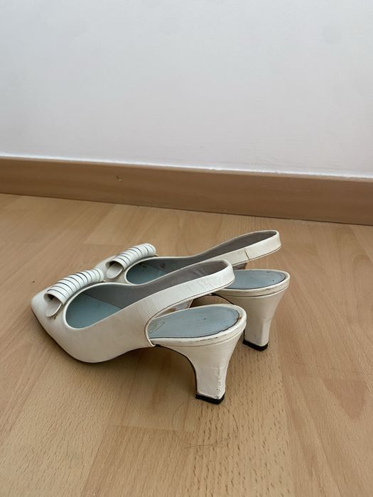 Saltos Altos Brancos