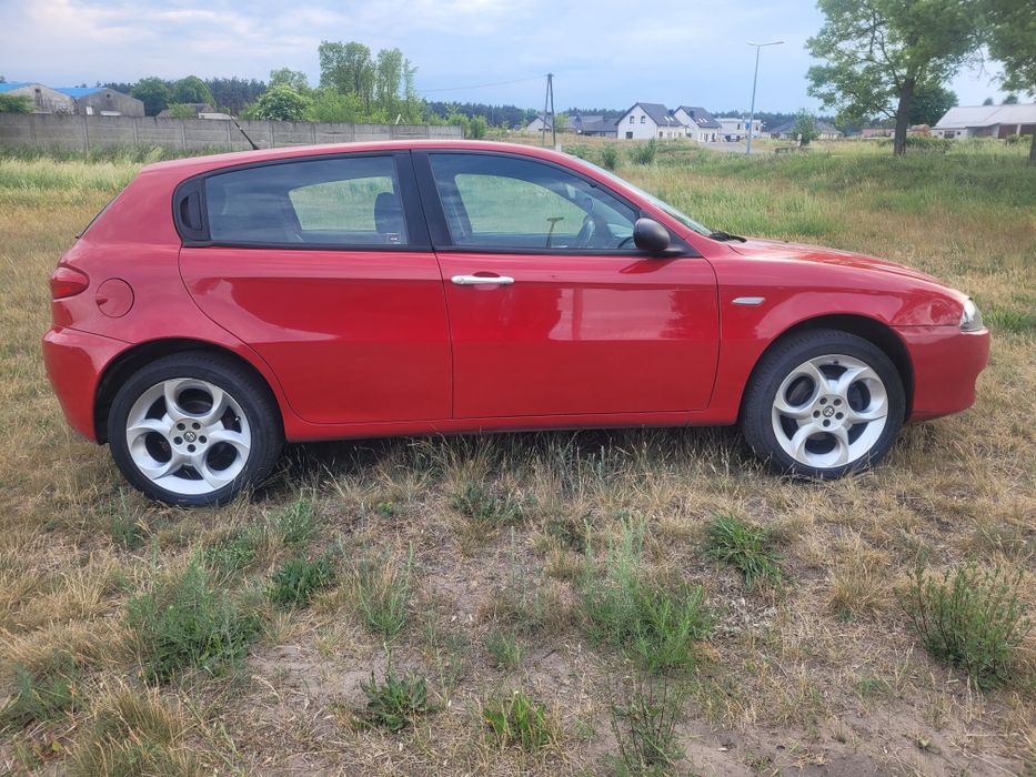 Alfa romeo 147 1.6 benzyna