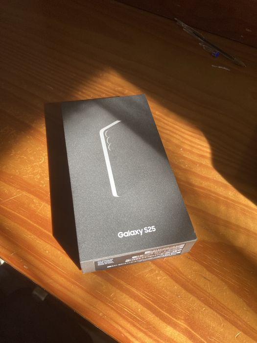 Samsung galaxy s25 128GB NOVO