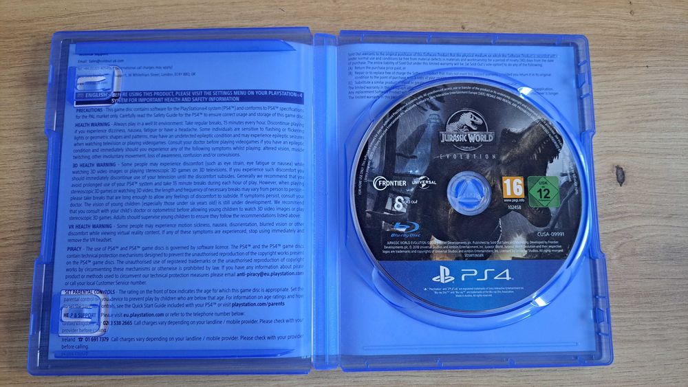 Jurassic World Evolution PS4 (stan 5/6)