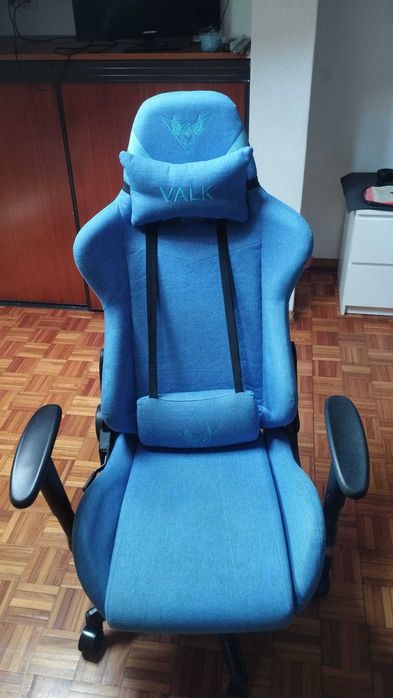 Cadeira para restauração . Preço negociável Alguns detalhes ser feito