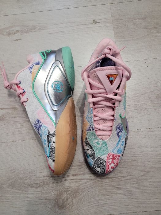 Кроссовки NIKE LEBRON XXII нові original