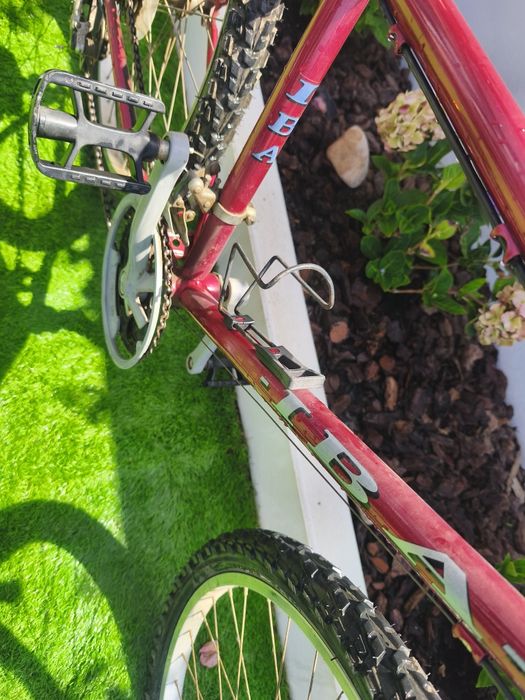 Bicicleta IBA, em bom estado