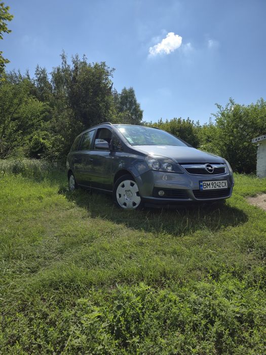 Продам Opel Zafira B