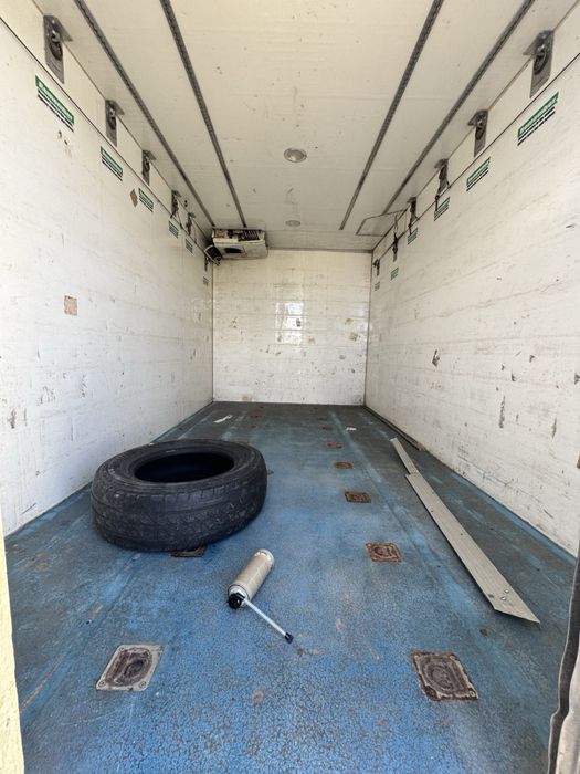 Volkswagen Crafter 2.5 TDI chłodnia
