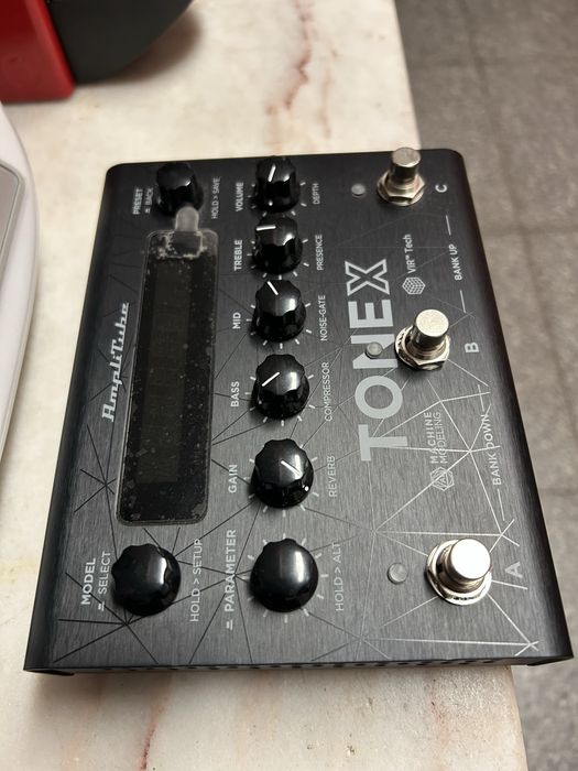 Pedal de Guitarra TONEX da IK Multimedia