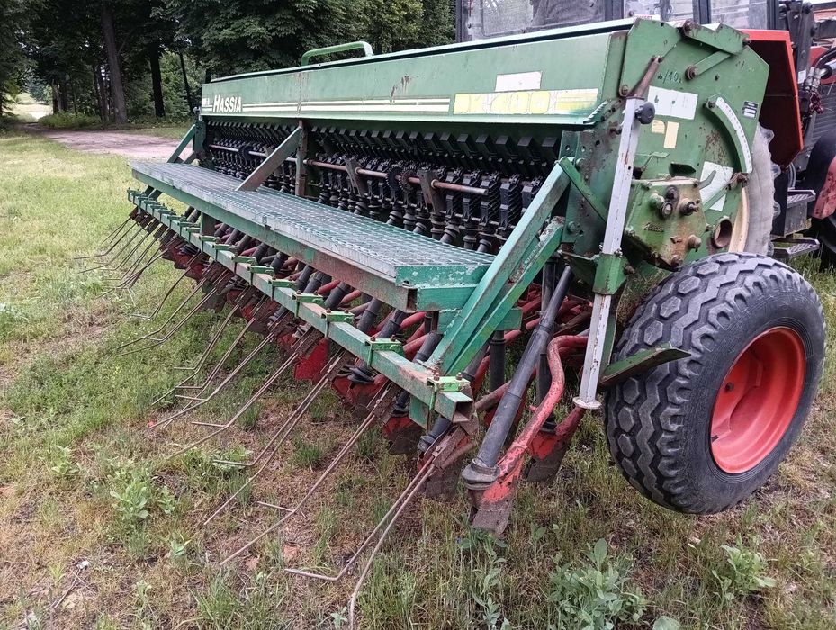 Siewnik Hassia DK400 4m Amazone D7 D8