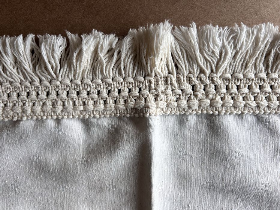 Toalha em algodão com monograma “I” bordado