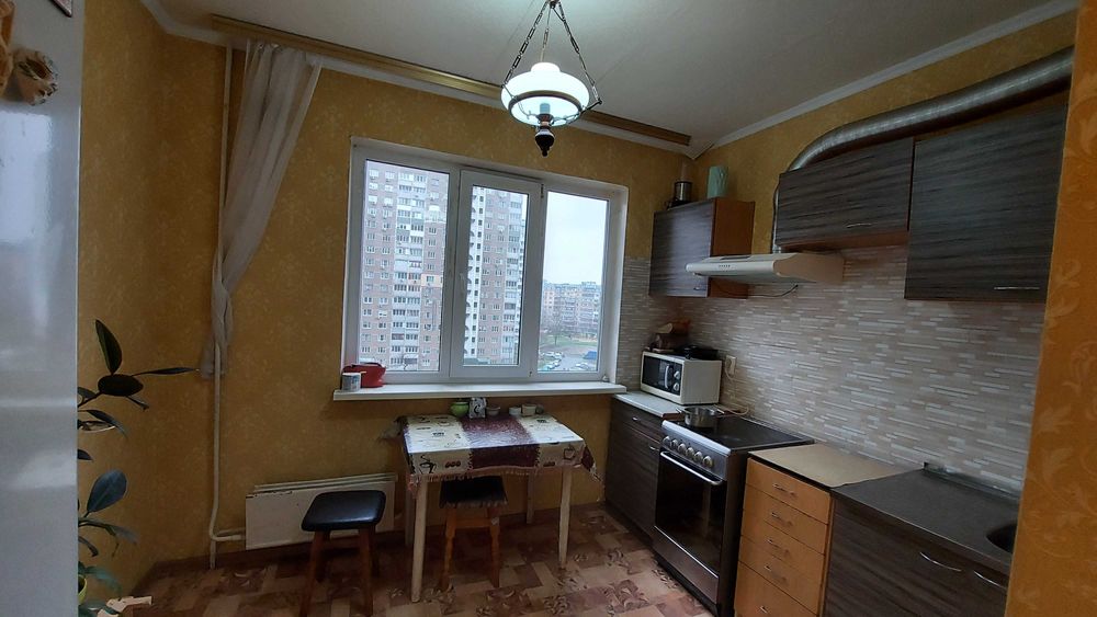 Оренда 2-х кімнатної квртири пр. Червоної Калини, 17 Г