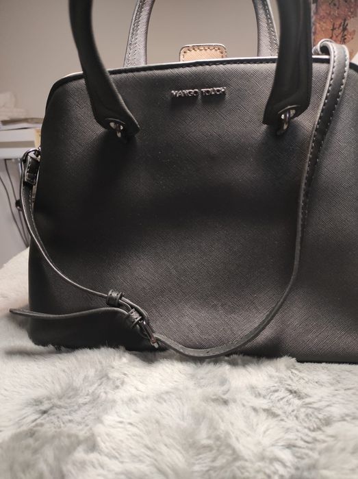 Carteira Mango preta