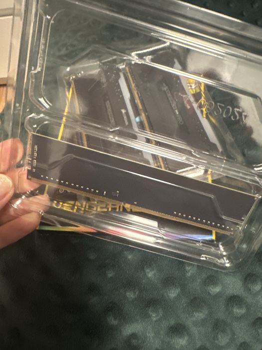 Pamieć ram VENGEANCE PRO  16 oraz 8 gb