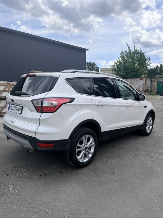 Ford Kuga 2019 VIN WF0AXXWPMAKJ46087 фото оголошення 3 з 9