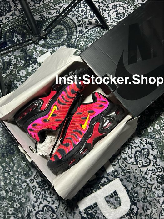 Nike Air Max Plus TN x Supreme 42
