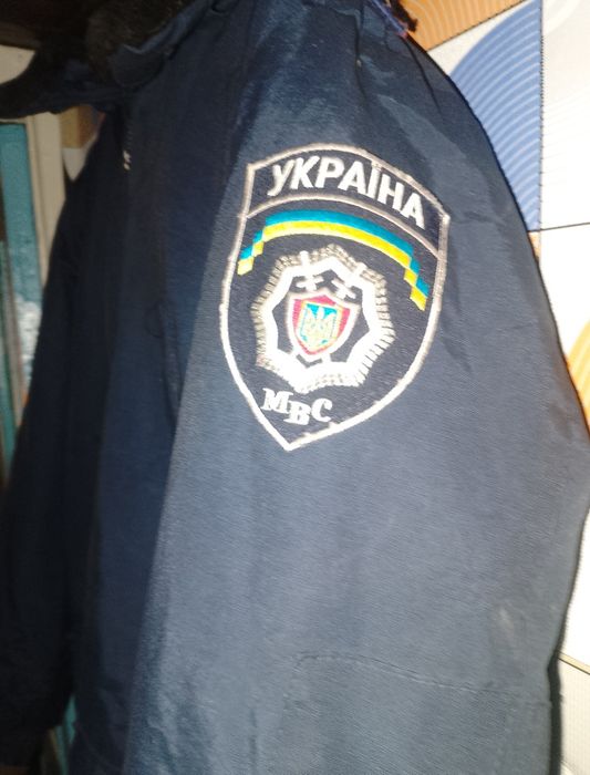 Продам теплую мужскую куртку