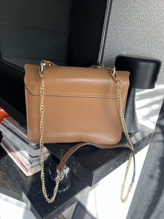 Продам сумку из натуральной кожи (Genuine Leather) Made in Italy