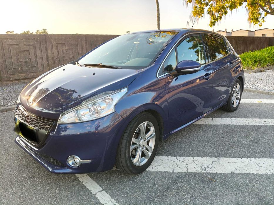 Peugeot 208 1.2 VTI ALLURE 82 CV
