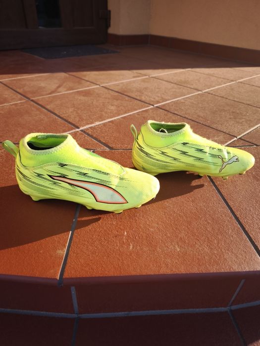 Buty piłkarskie dla dziecka