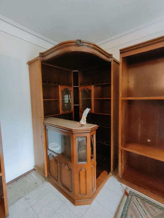 Bar/garrafeira de madeira