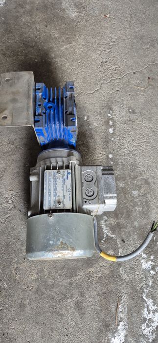 Silnik elektryczny trófazowy Motovario