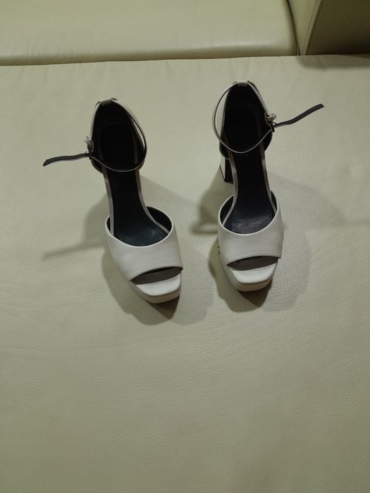 Sandalia Stradivarius