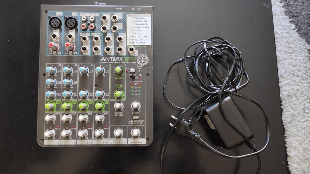 Mesa mistura Antmix 6fx