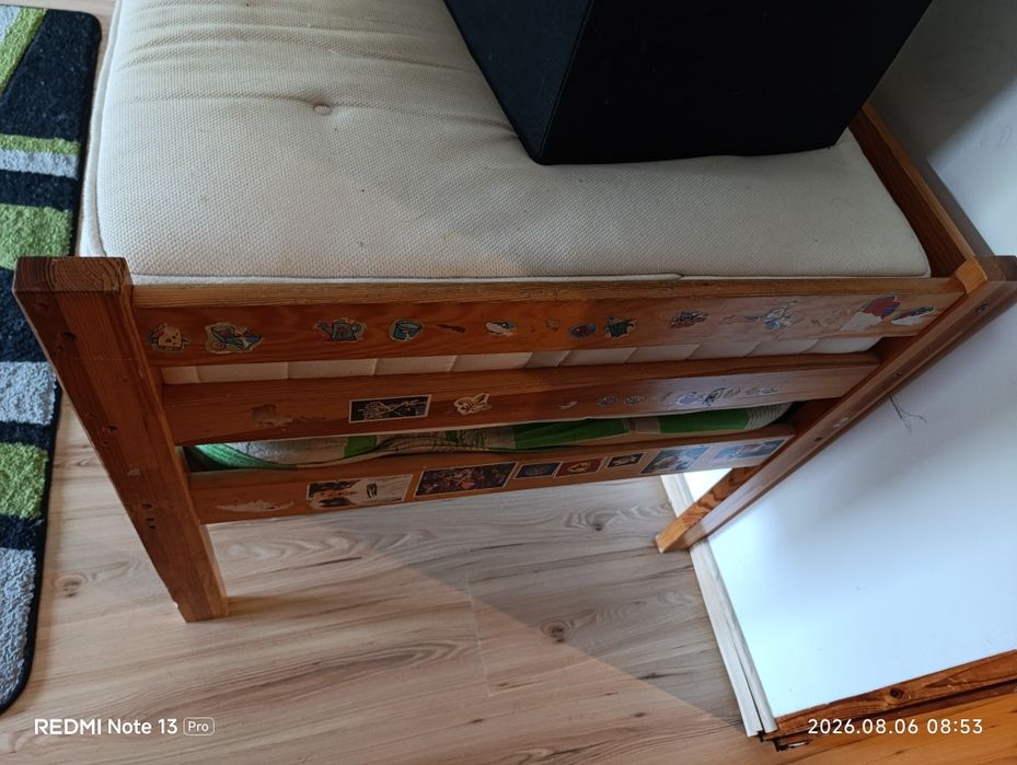 Oddam łóżko drewniane sosnowe 1 osobowe