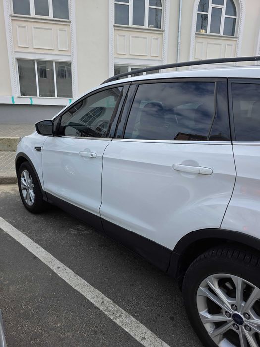 Продаж власного авто Ford Escape 2016