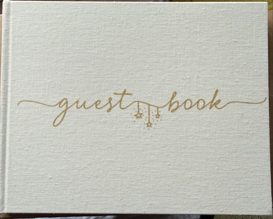 Ksiega gości w jasnym kolorze