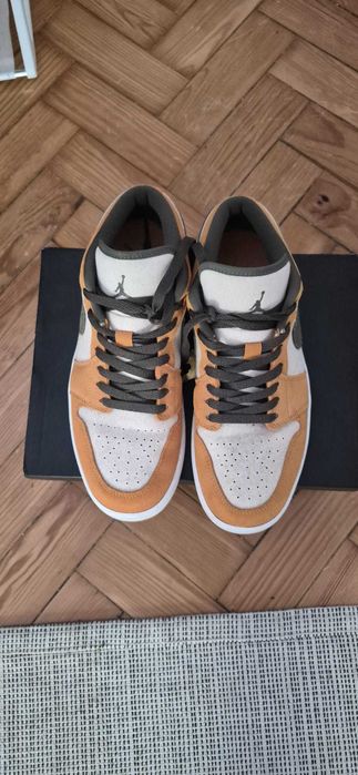 Air Jordan 1 Low SE