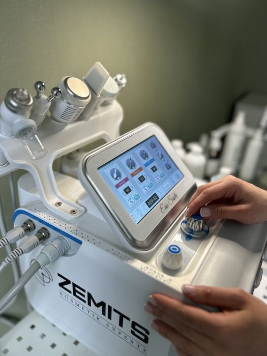 Продаю косметологічний апарат для гідропілінгу  Zemits Eau Sante (6в1)